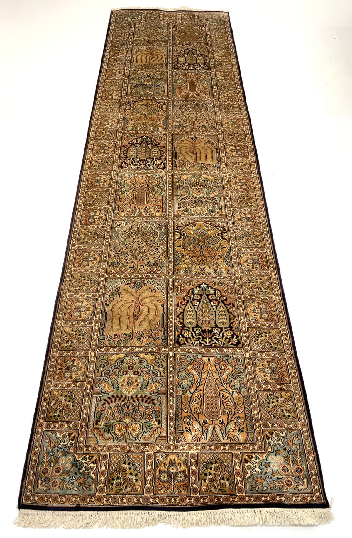 Srinagar Kashmir silk 309x81cm | Rug# 31622