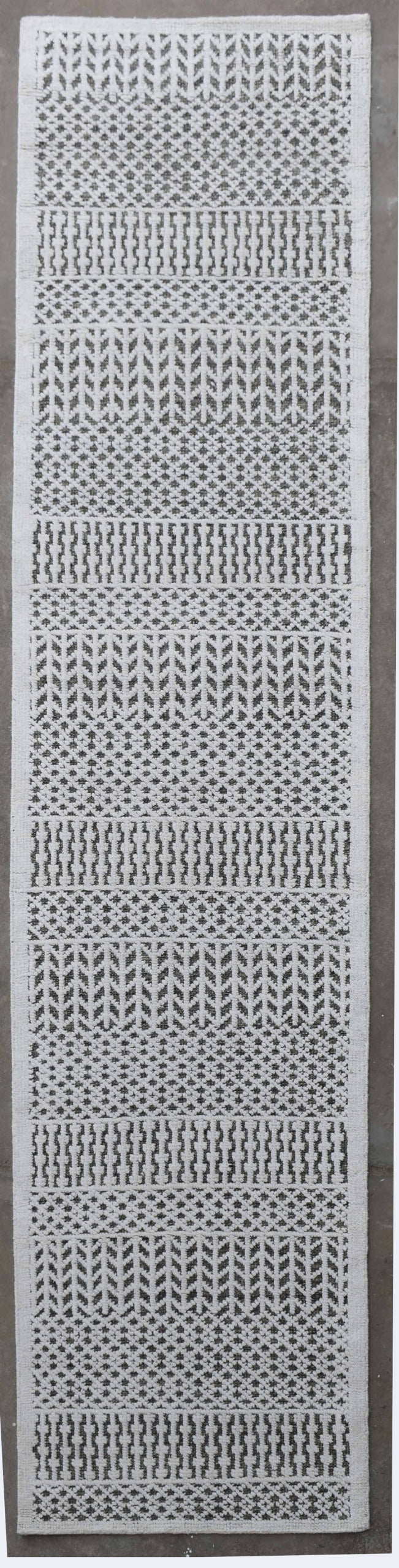 Modern-Contemporary Designer Rug 368x91cm