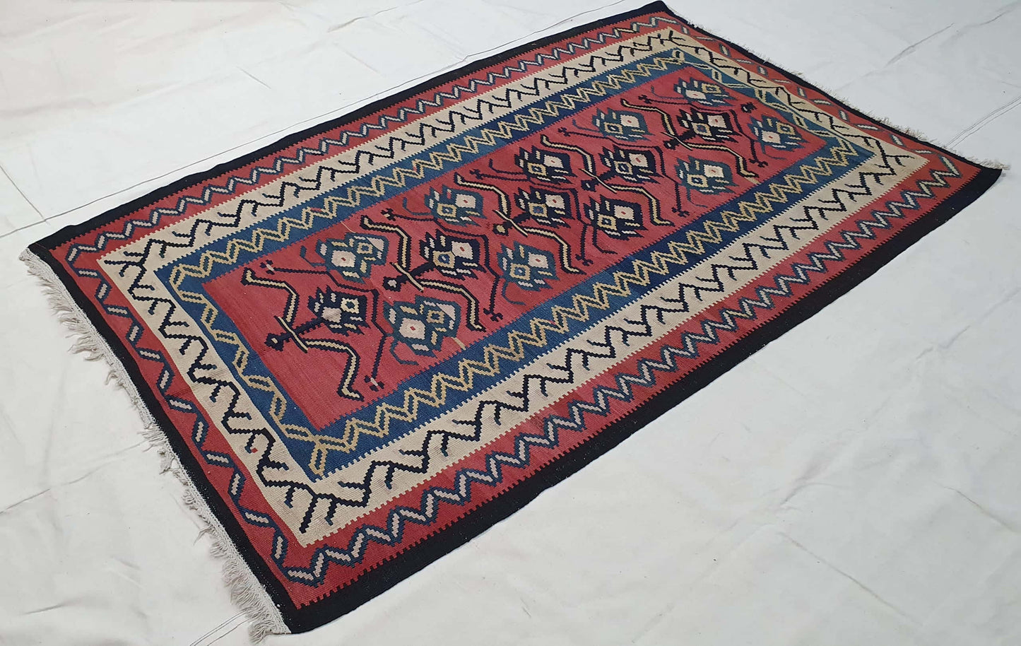 Vintage Bijar Kilim 226x145cm