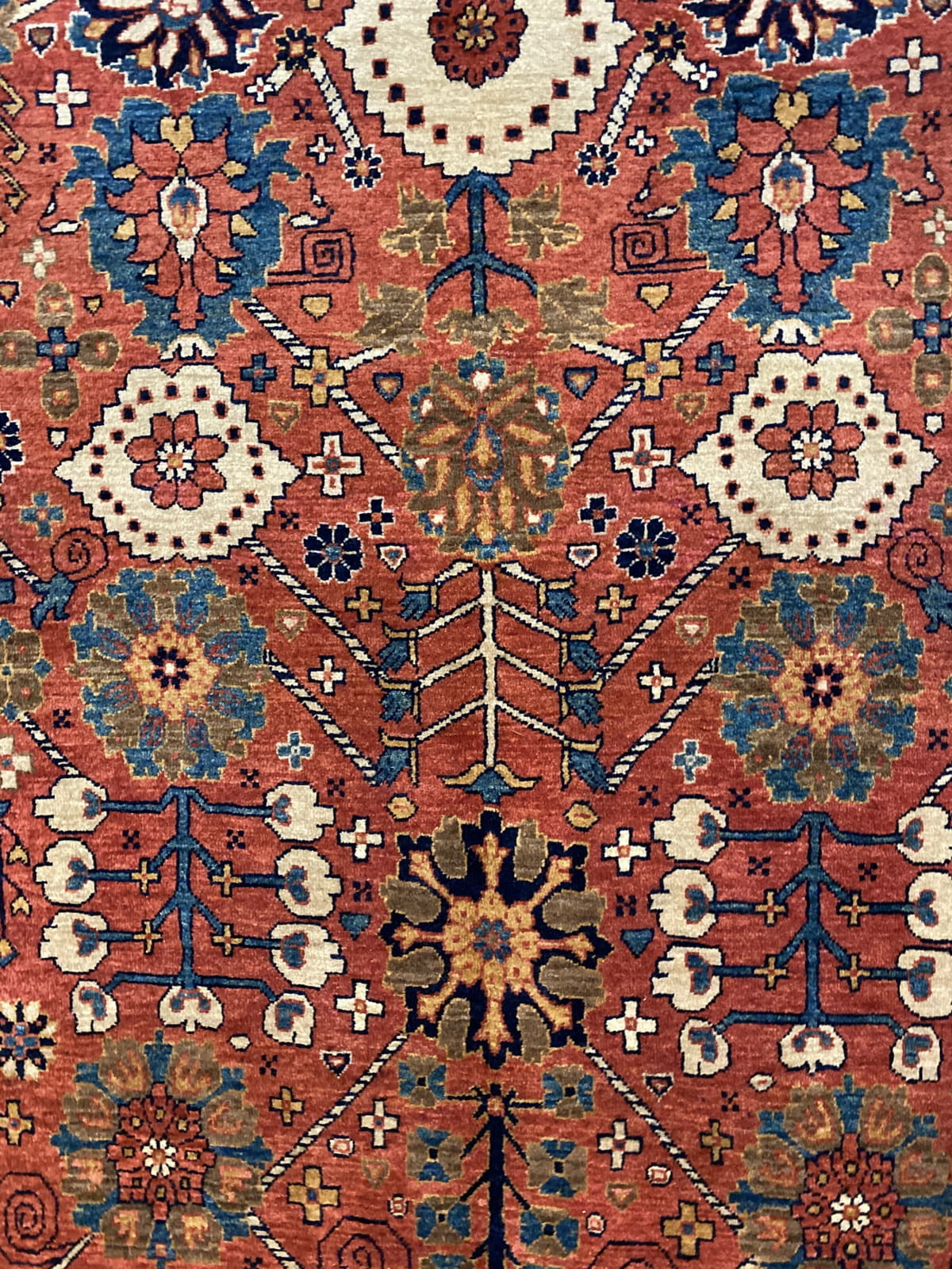 Persian Antique Bijar 254x146cm