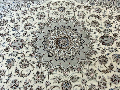 Rare Persian Nain 9LA Wool & Silk Rug 356x250 cm | Rug# 10291