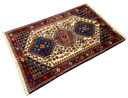 Yalameh-Aliabad, circa 1990, all wool, south Persia  149x97 cm | Rug#10364