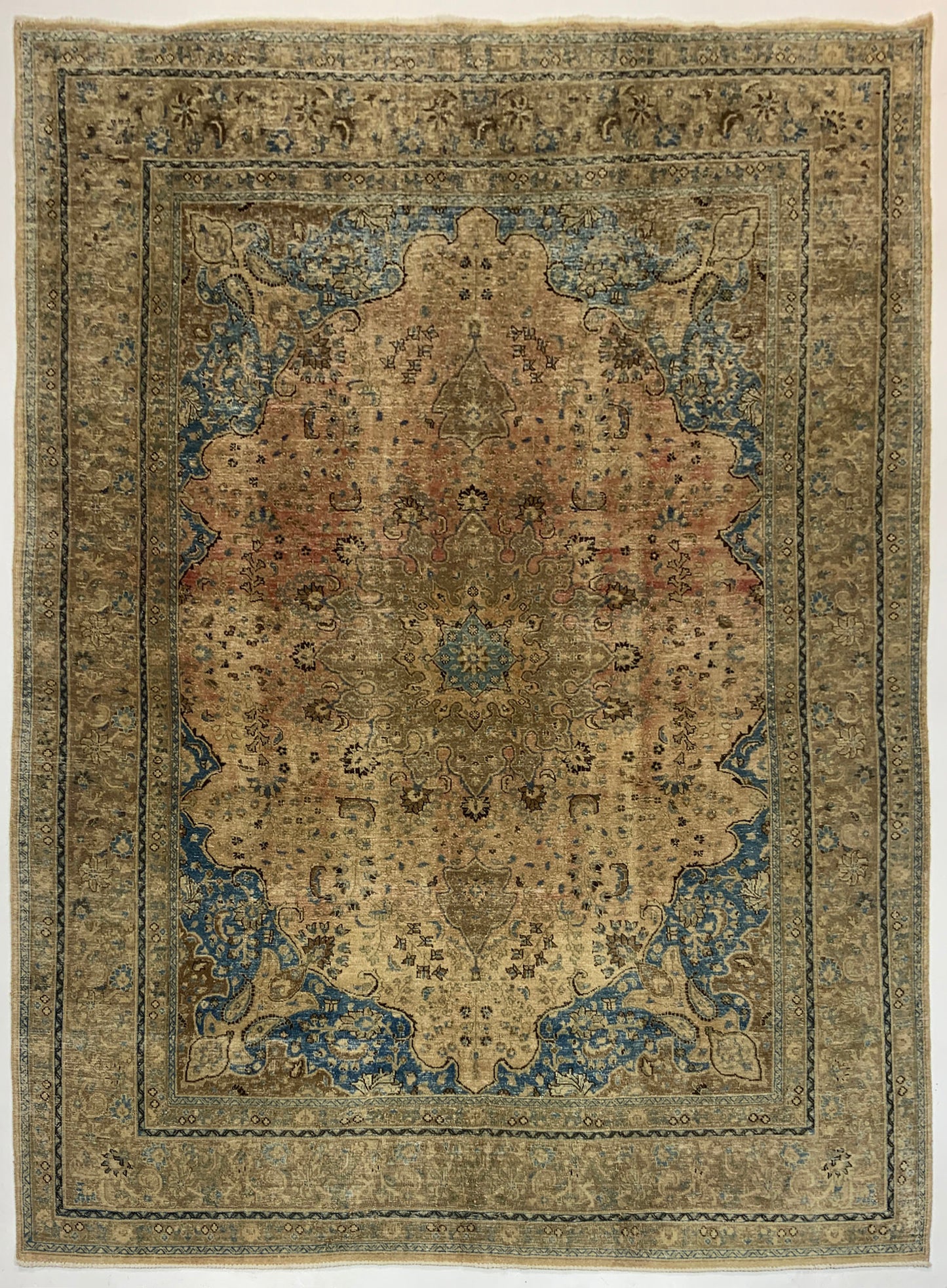 Vintage-Distressed and overdue Persian rug, wool pile, low pile 375x294cm | Rug# 10640A