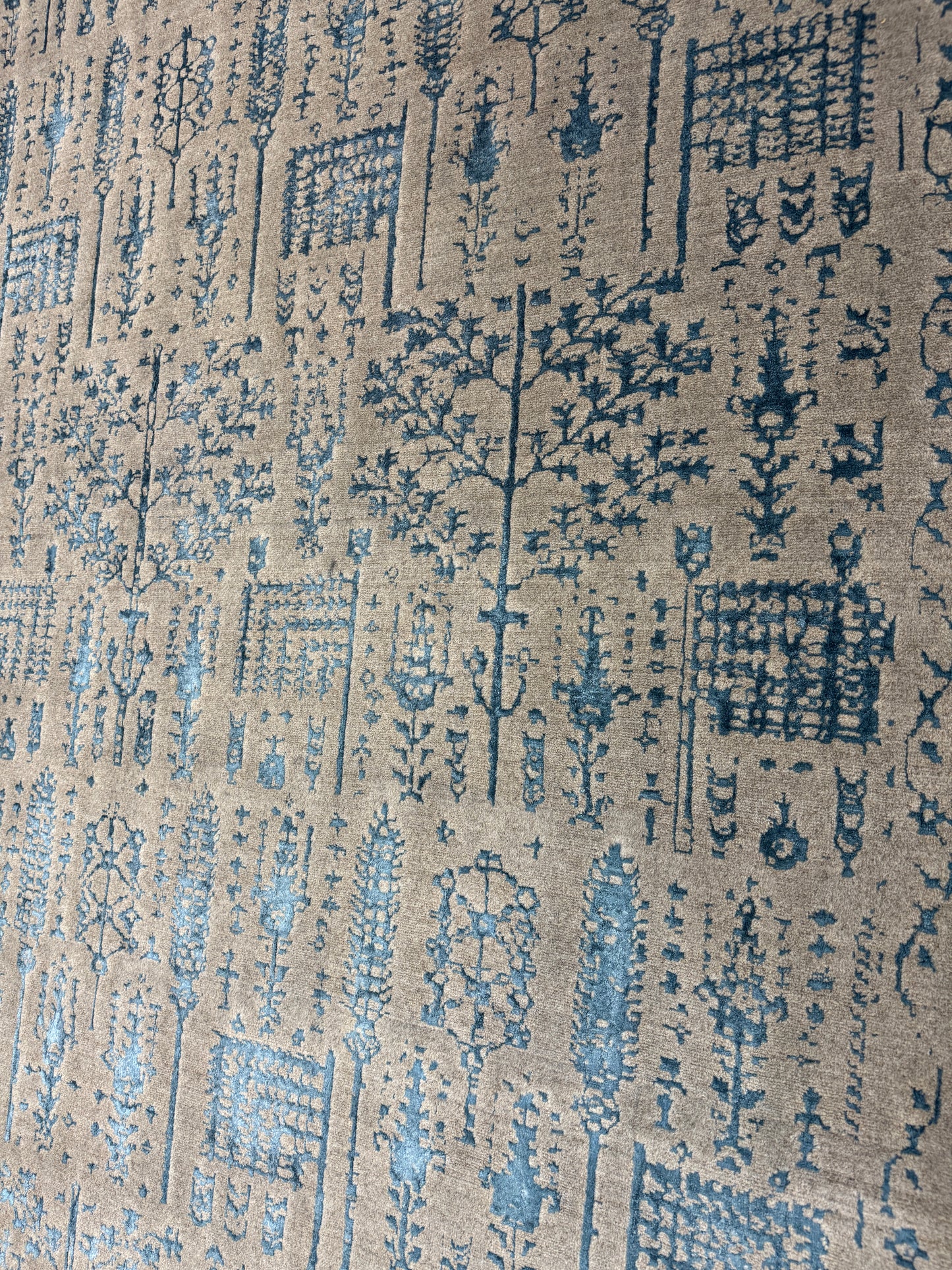 Transitional classic rug, fine wool and bamboo-silk 298x208cm | Rug# 10649