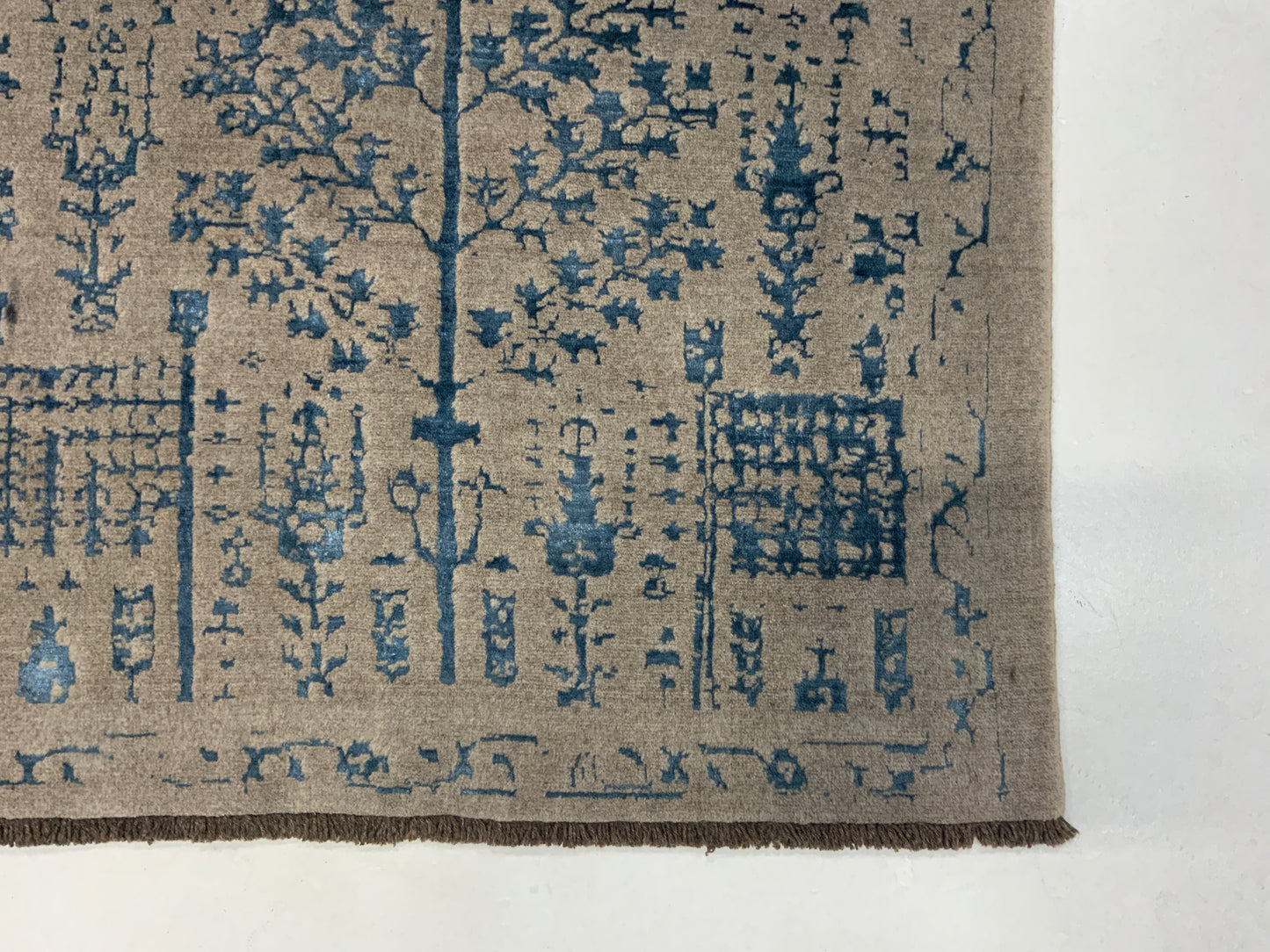 Transitional classic rug, fine wool and bamboo-silk 298x208cm | Rug# 10649