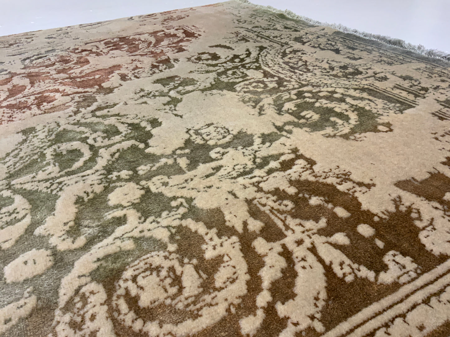 Hand-woven fine wool and bamboo silk pile  Transitional rug 280x178cm  | Rug# 10651