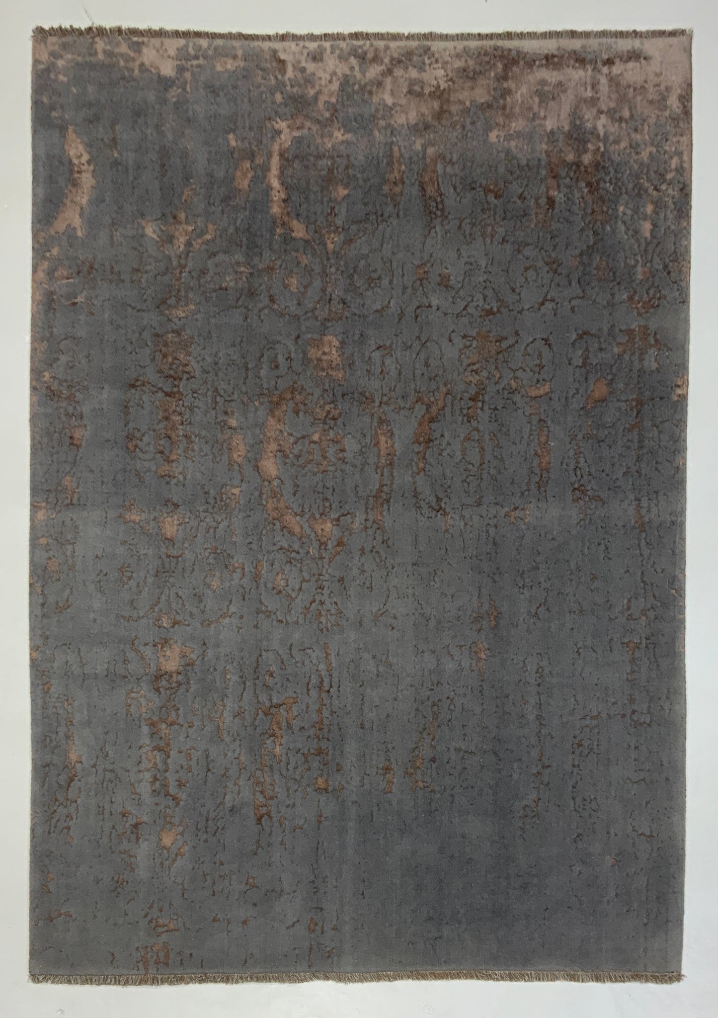 Hand woven with fine wool and bamboo silk pile  285x200cm  | Rug# 10663