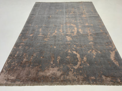 Hand woven with fine wool and bamboo silk pile  285x200cm  | Rug# 10663