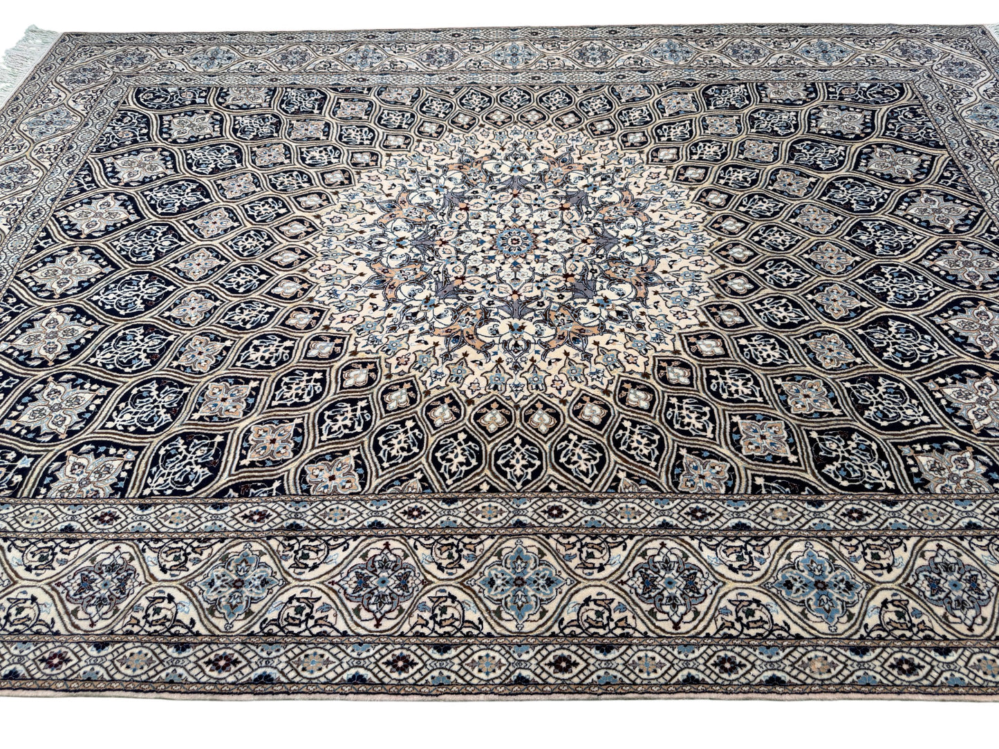 Persian Nain 6LA, silk inlay, Persia 300x203cm | Rug# 11007