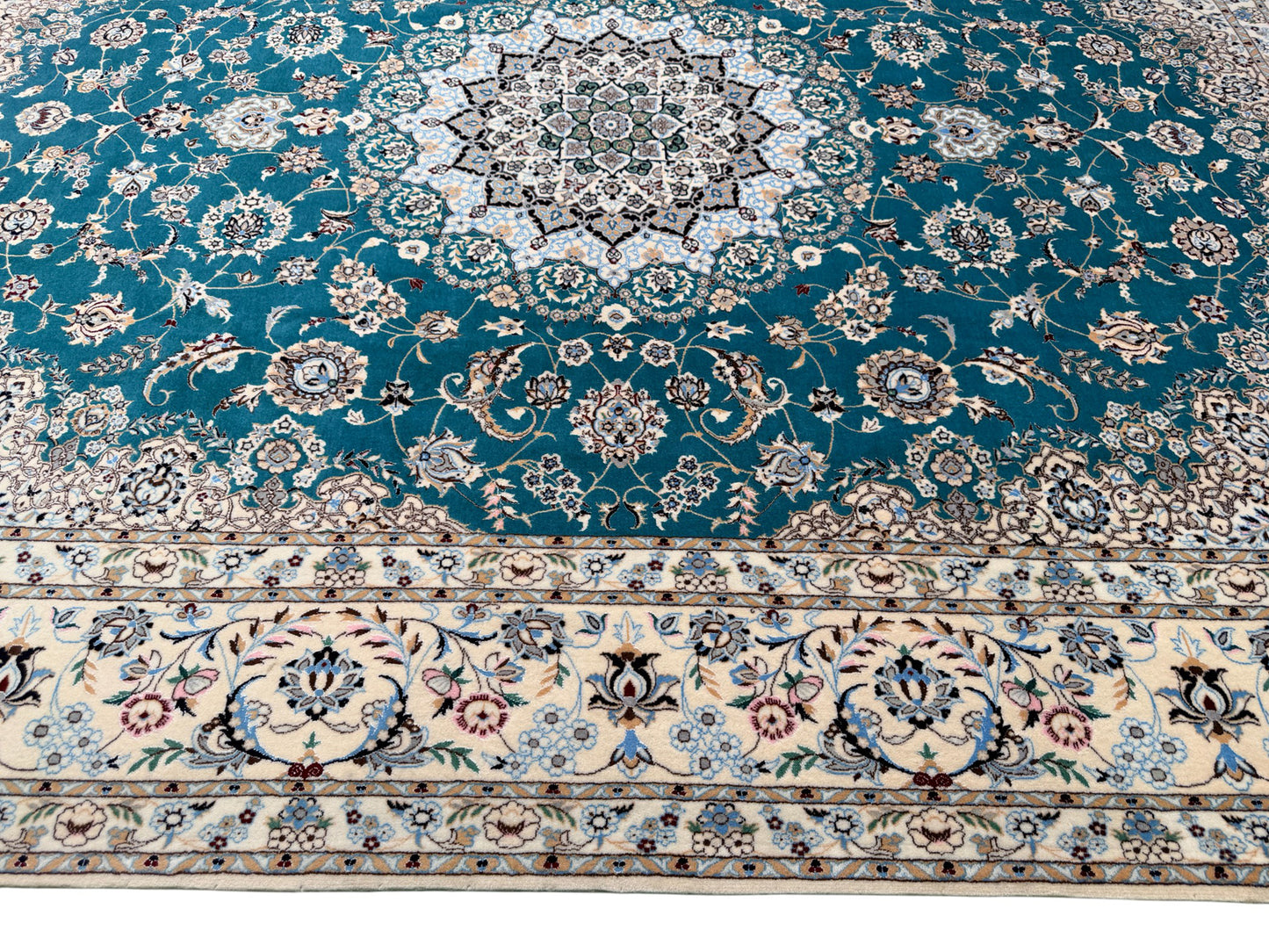 Superfine 6LA Nain, Persia, 350x260cm | Rug# 11008|