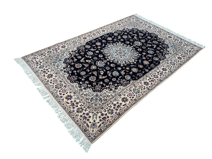 Nain 6LA in Dome design, c.1990, Persia,  240x158cm | Rug# 11011