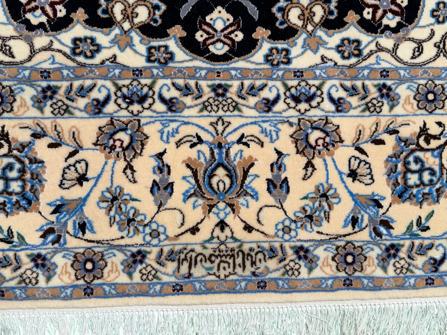 Nain 6LA in Safavid floral design, c.1990, Persia,  171x172cm | Rug# 11013