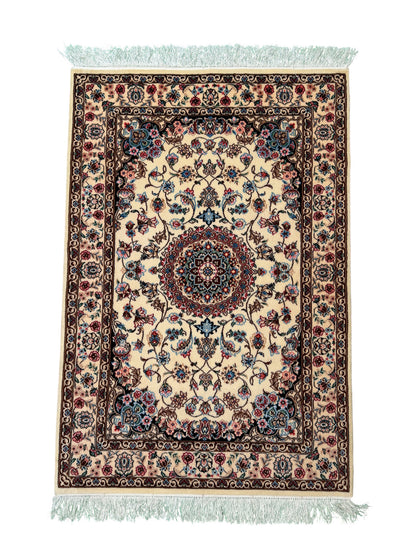 Nain 6LA in allover floral design, c.1990, Persia,  118x80cm | Rug# 11014