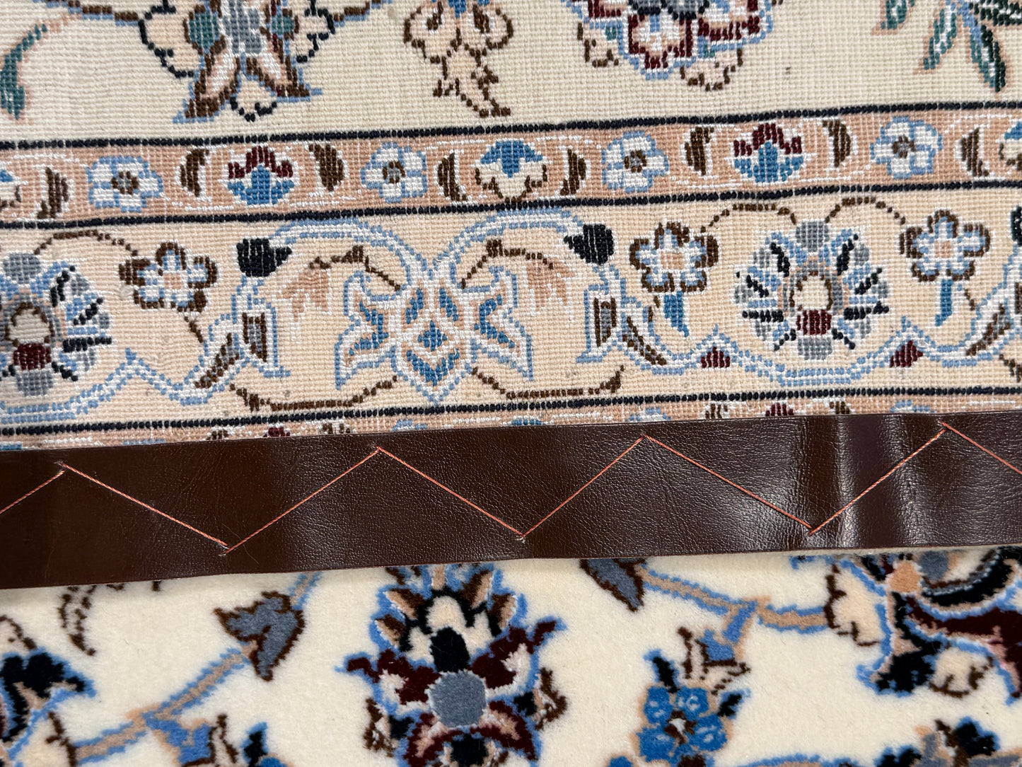 Nain 6LA in allover floral design hall runner, c.1990, Persia, 434x88cm | Rug# 11016