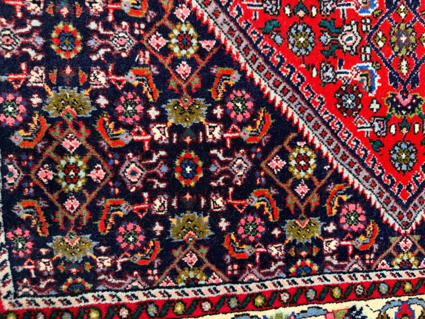 Superfine and very durable Takaap Persian Bijar, 130x93cm | Rug# 11028