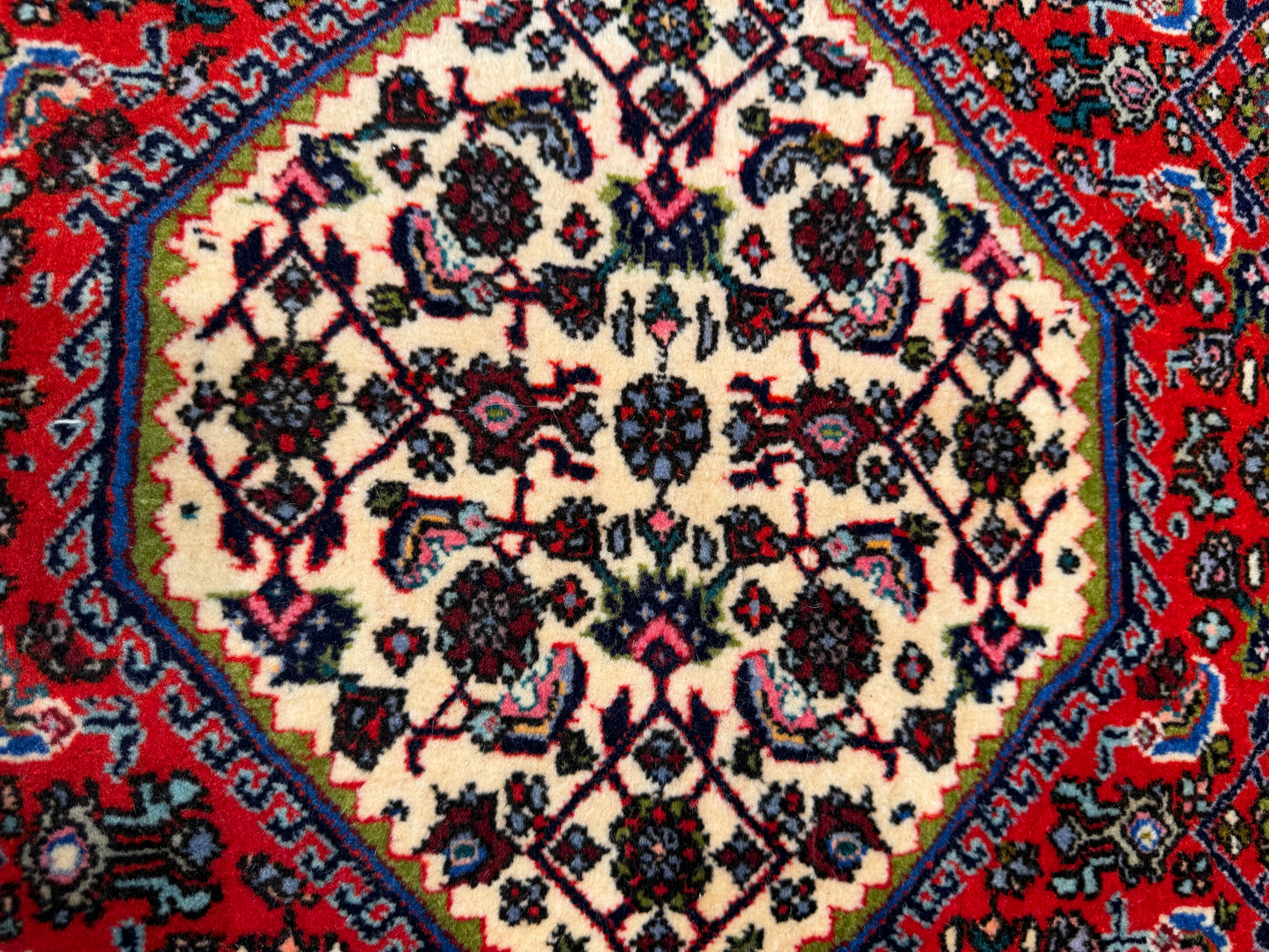 Superfine and very durable Takaap Persian Bijar, 130x93cm | Rug# 11028