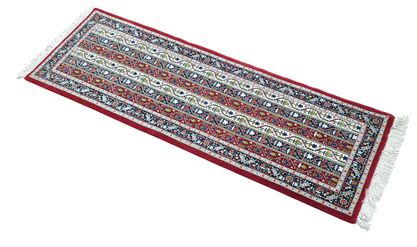 Qum, superfine,  wool pile, silk 158x53 cm | Rug# 1123