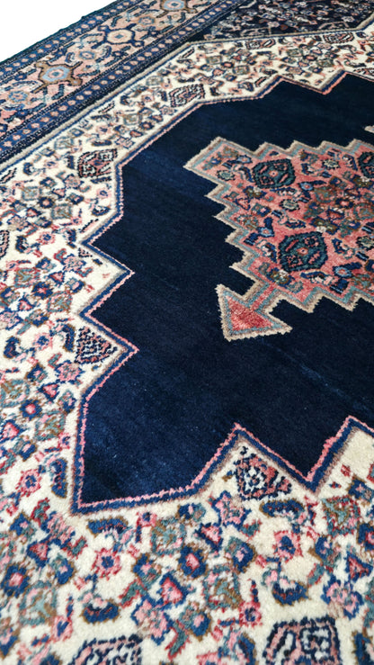 Hand knotted vintage Senneh rug 160×130 cm | Rug# 11509