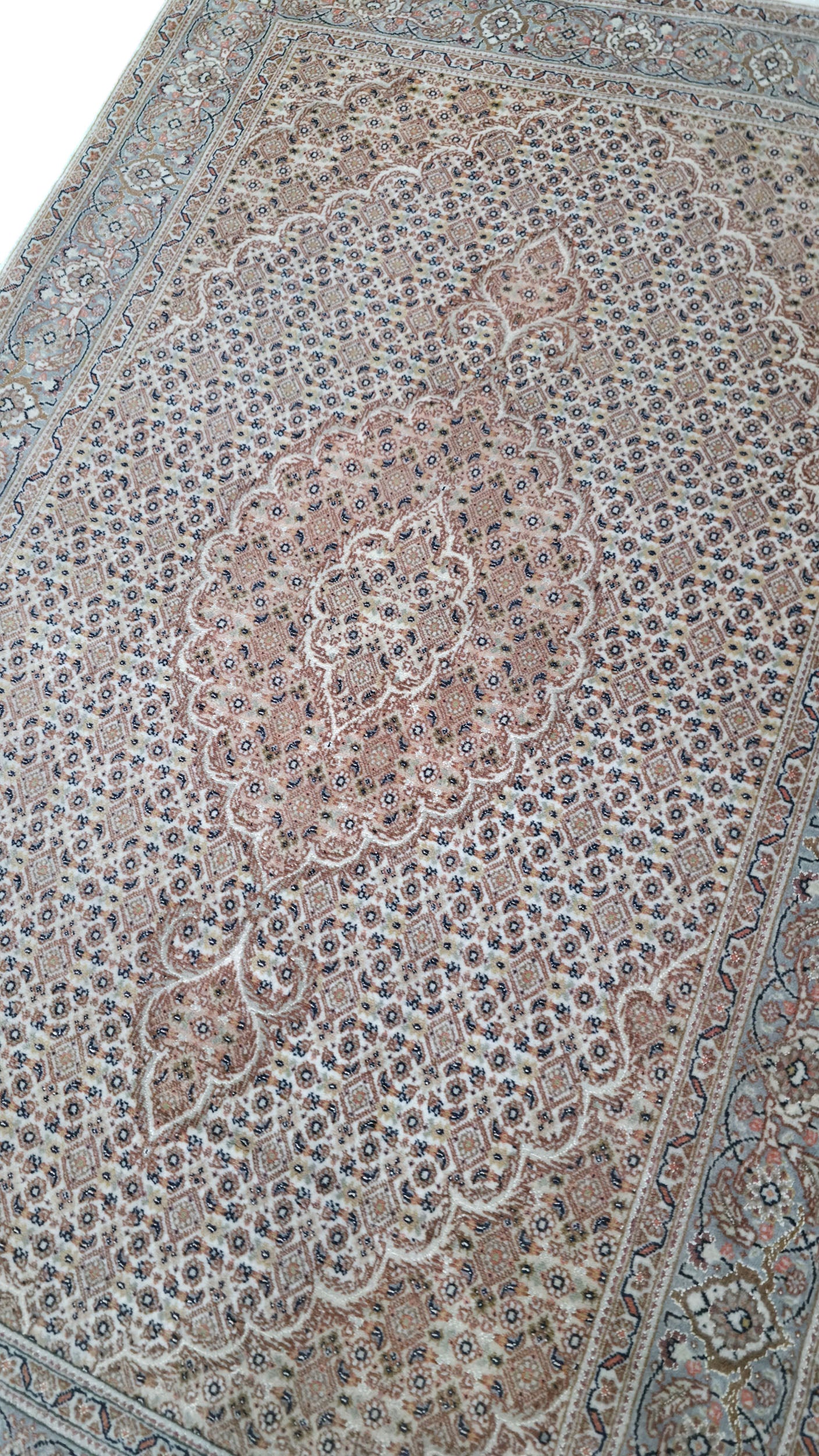 Hand knotted superfine Tabriz Mahi rug 155×102 cm | Rug# 11514