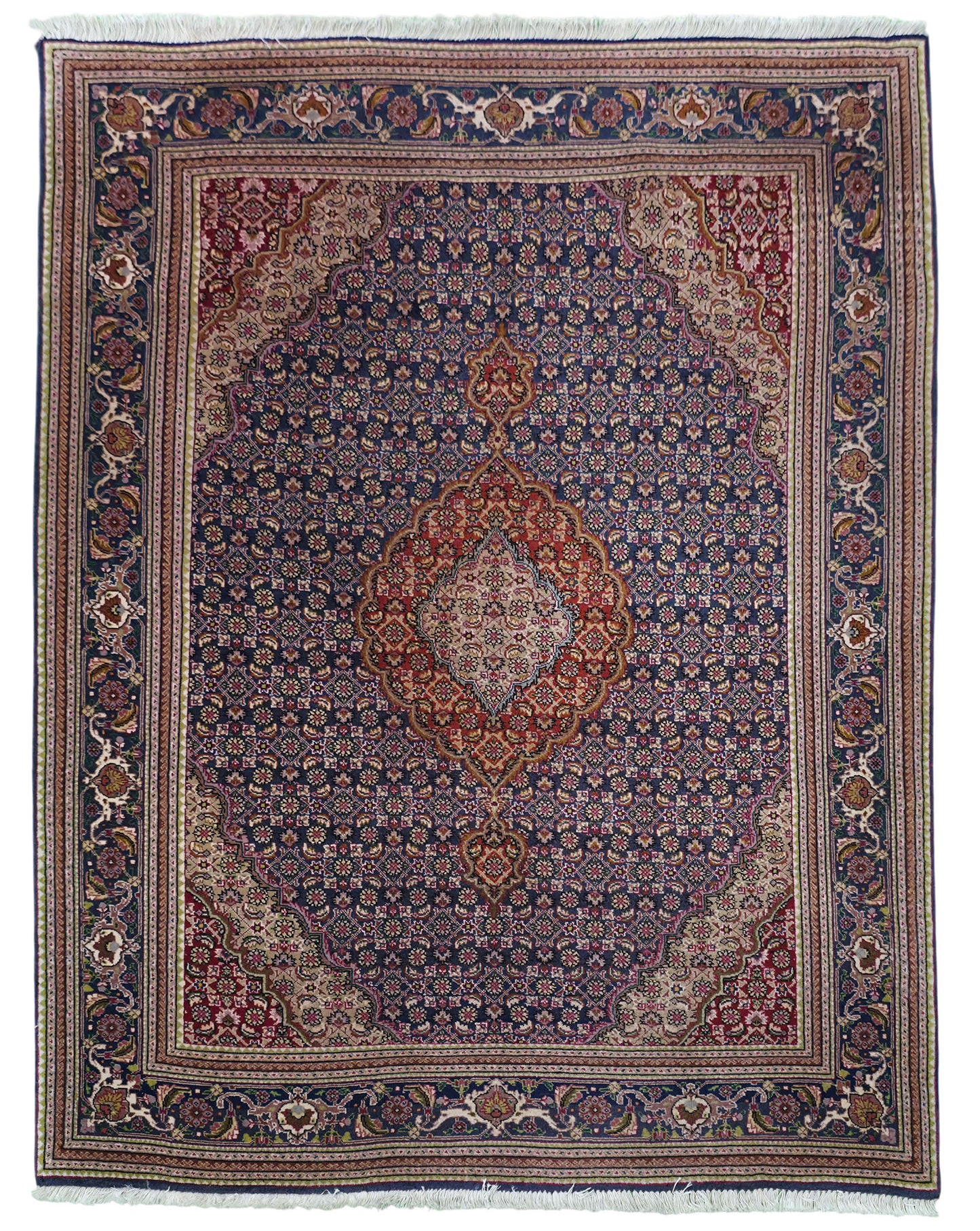 Hand knotted superfine Tabriz Mahi rug 137×107 cm | Rug# 11515
