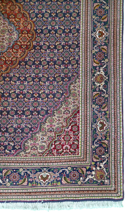 Hand knotted superfine Tabriz Mahi rug 137×107 cm | Rug# 11515