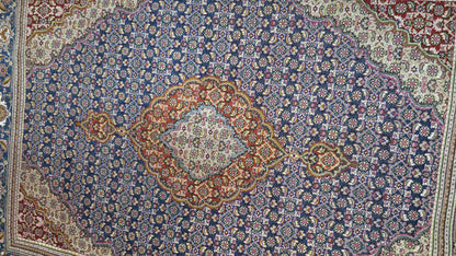 Hand knotted superfine Tabriz Mahi rug 137×107 cm | Rug# 11515