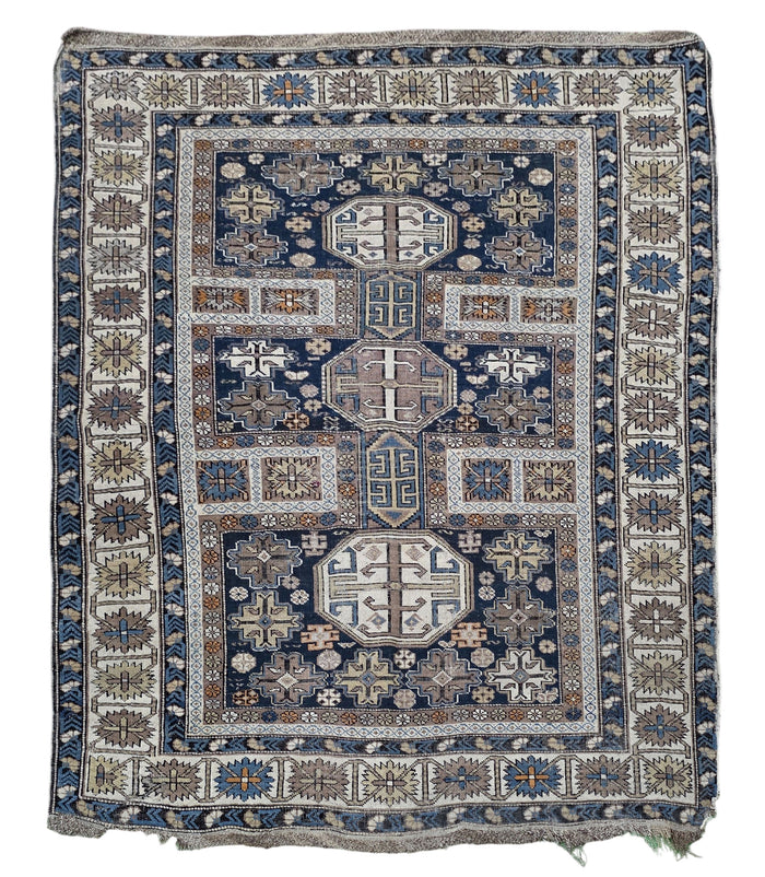 Hand knotted antique Caucasian Kazak rug 150×120 cm | Rug# 11530