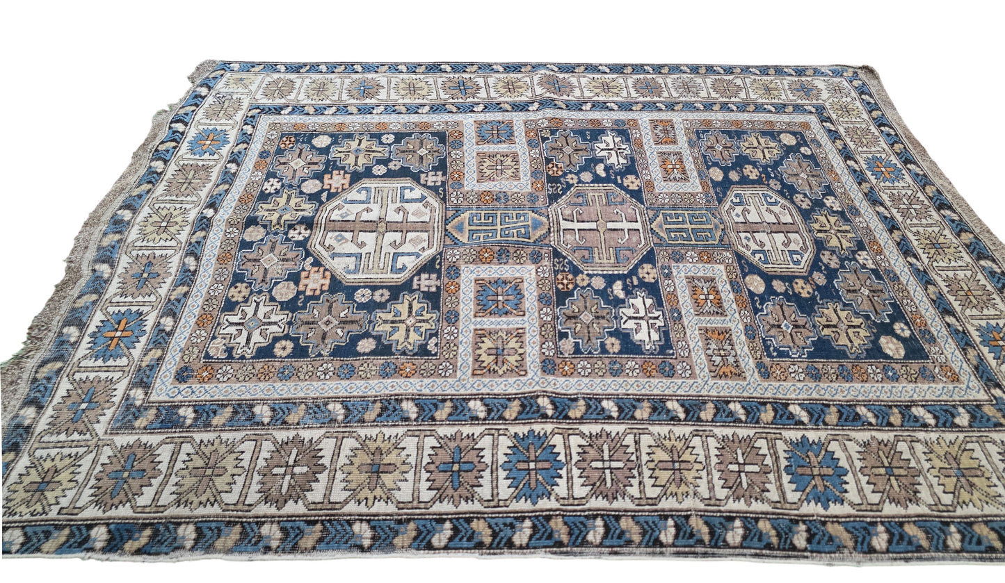 Hand knotted antique Caucasian Kazak rug 150×120 cm | Rug# 11530