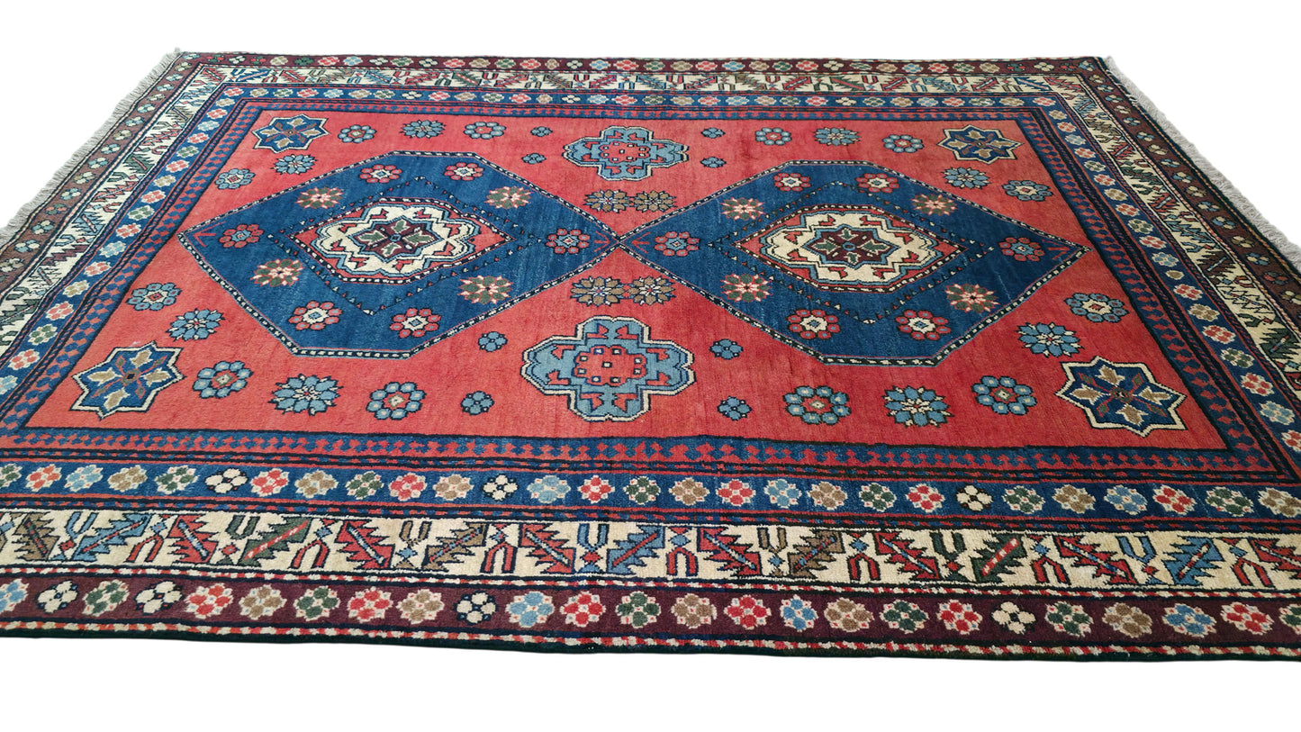 Hand knotted antique Caucasian Kazak rug 190×120 cm | Rug# 11538