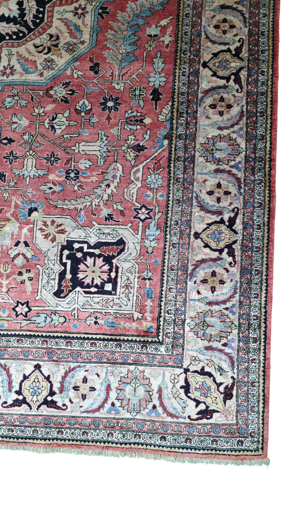 Vintage Pure Silk Tabriz Rug c.1960  215x140cm |  Rug# 11542