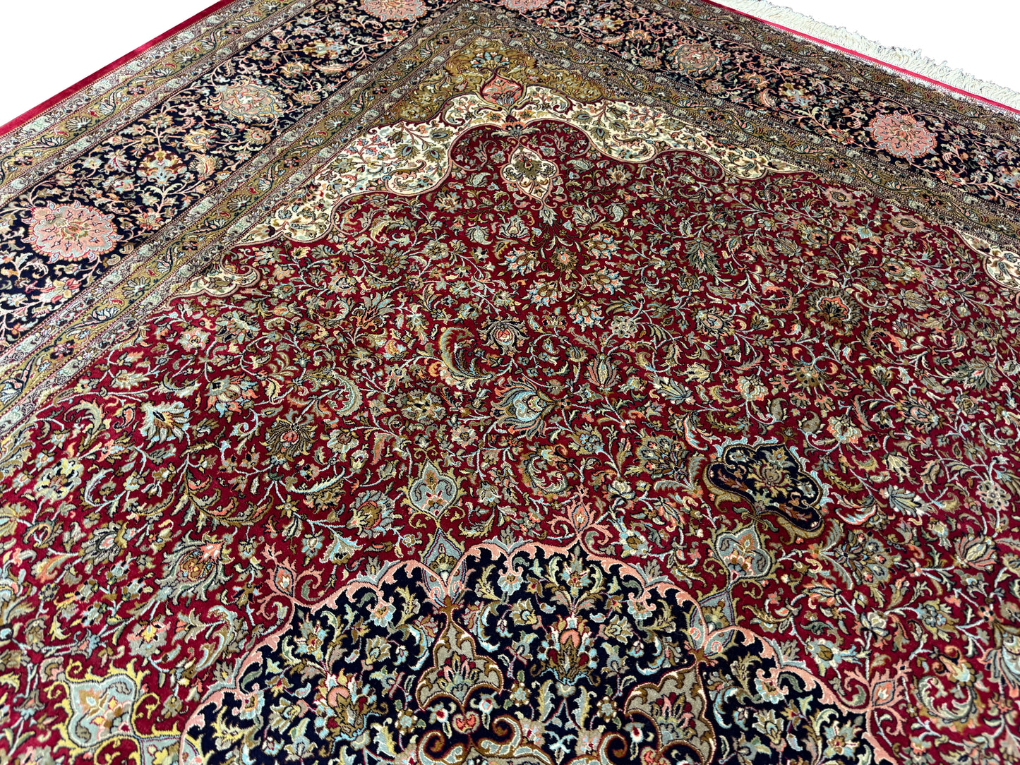 superfine pure silk Kashmir carpet in Isfehan design 374×264 cm | Rug# 11641