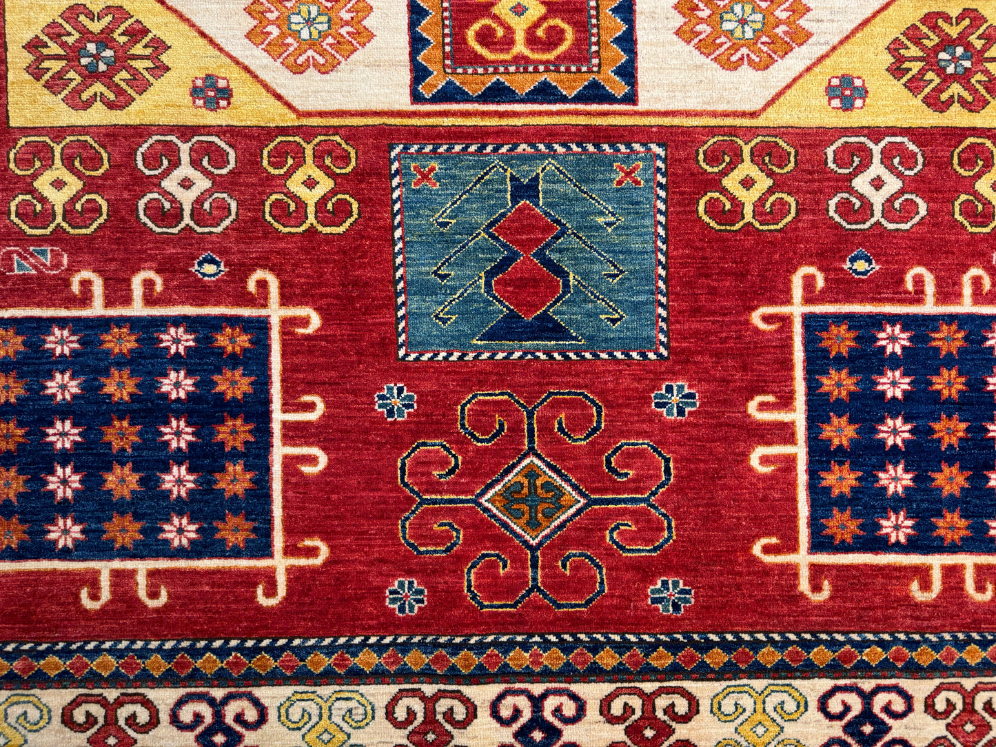 Samarkand Chechen weave, 19th c Caucasian design 299×214 cm | Rug# 25323