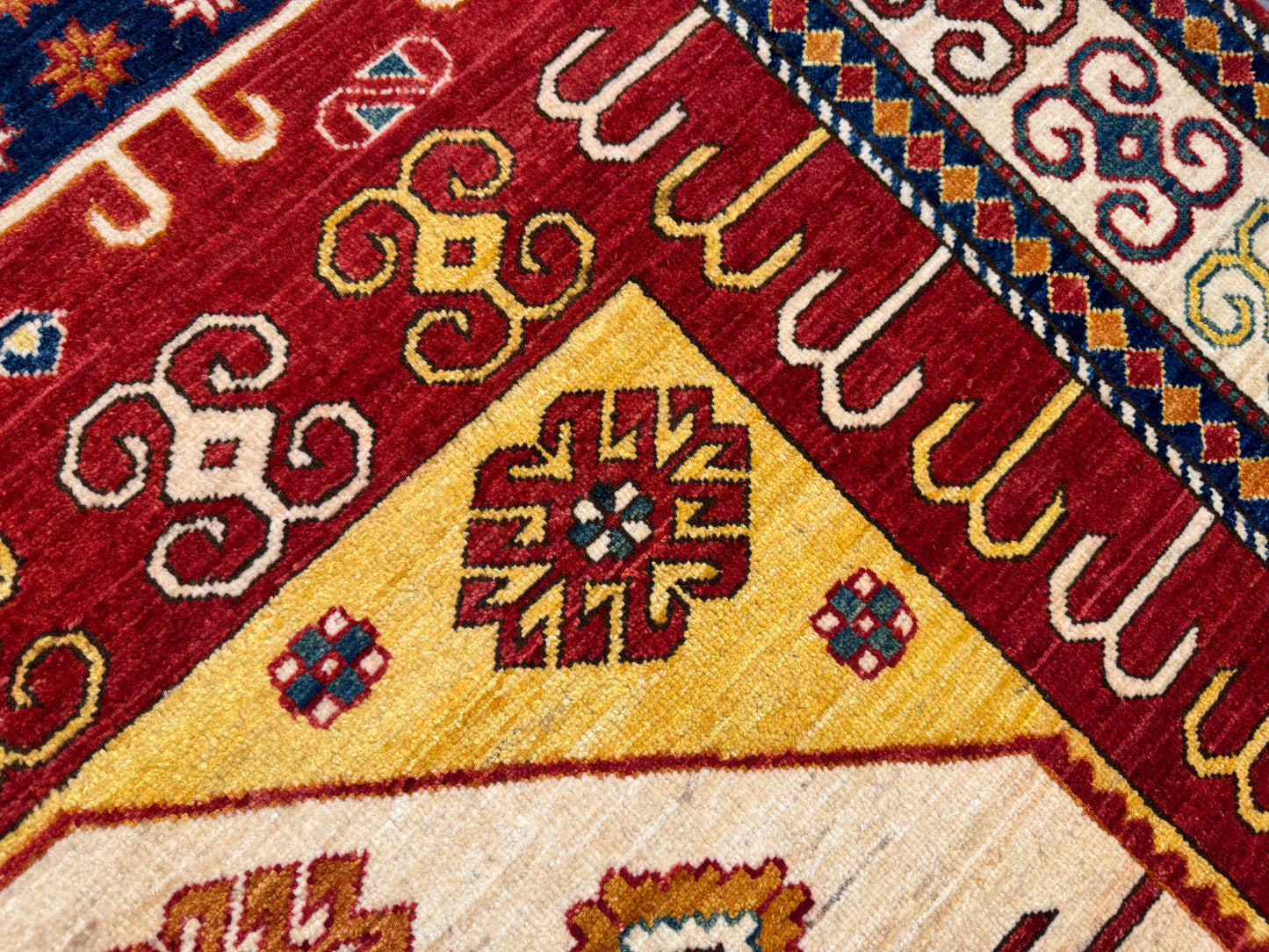 Samarkand Chechen weave, 19th c Caucasian design 299×214 cm | Rug# 25323