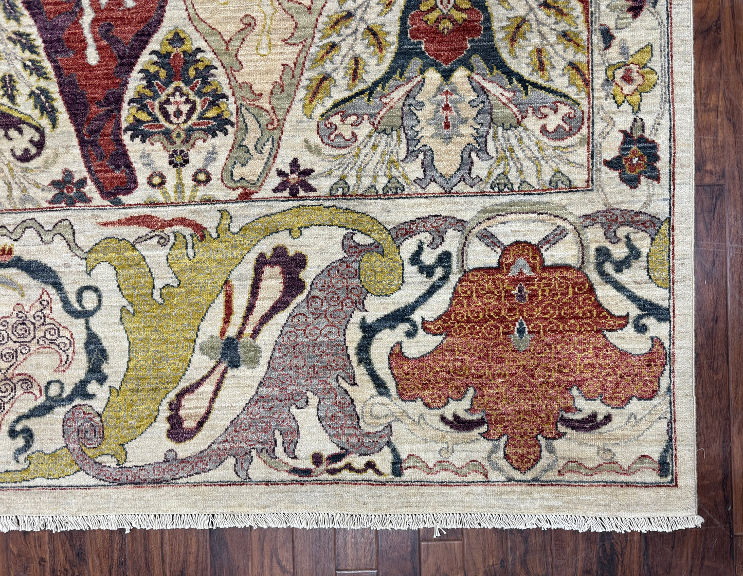 Garous Bijar design, Pakistan 366×273 cm | Rug# 26661