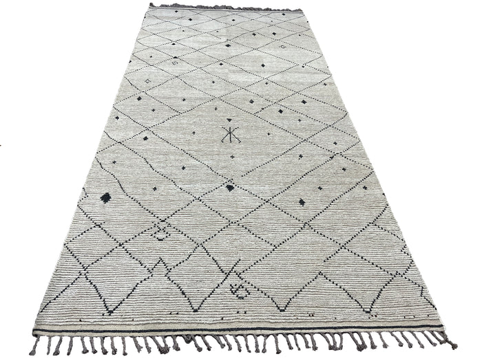 Hand-Woven Moroccan-Inspired Tulu Rug 391x185cm | Rug# 26701