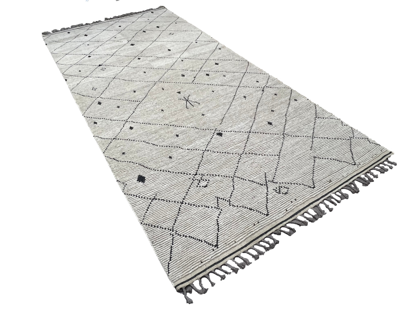 Hand-Woven Moroccan-Inspired Tulu Rug 391x185cm | Rug# 26701