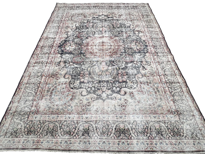 Vintage & Distressed Persian Rug ,381x285 cm | Rug#26786