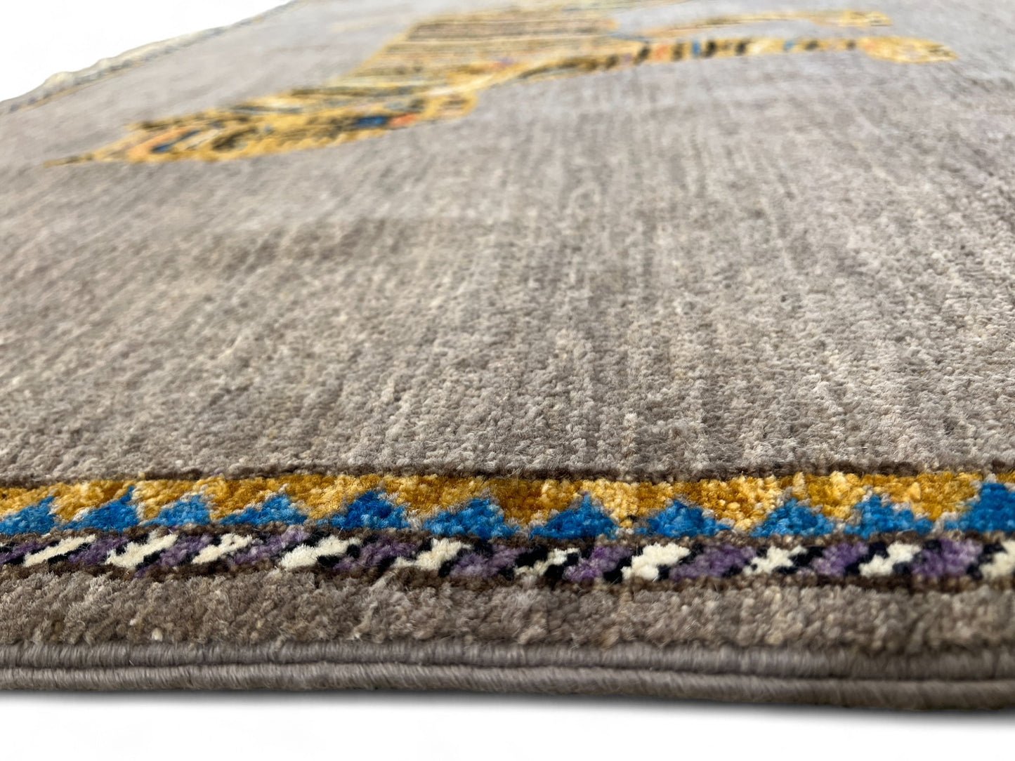 Hand knotted Tribal Gabbeh, Handspun wool pile 155x113 cm | Rug# 26997
