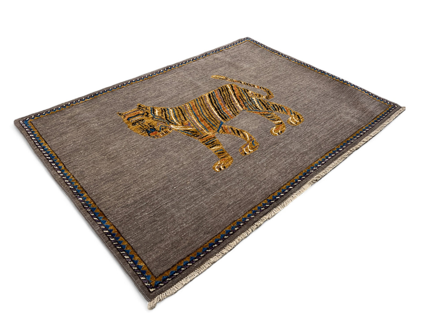 Hand knotted Tribal Gabbeh, Handspun wool pile 155x113 cm | Rug# 26997