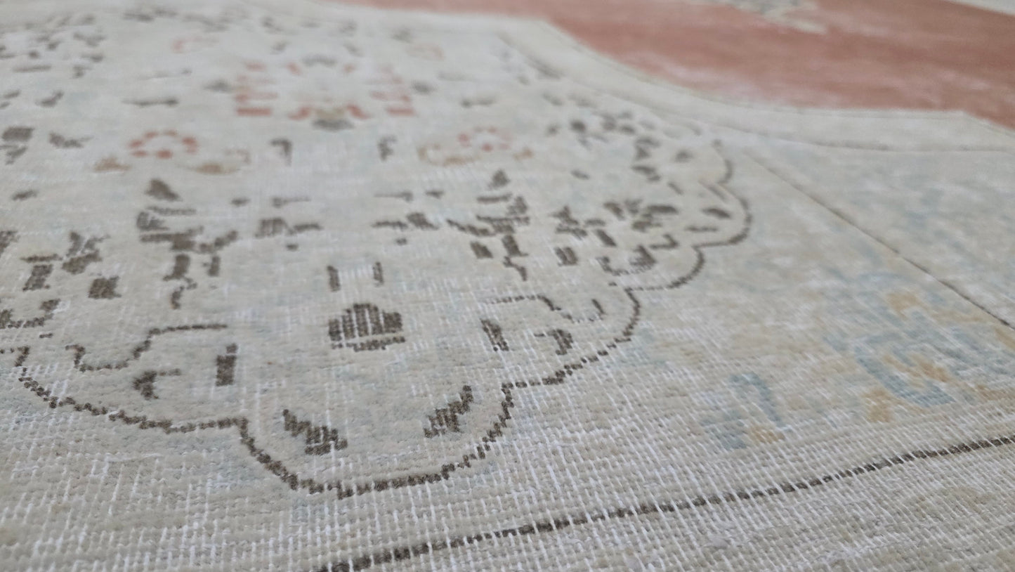 Vintage and Distressed Persian Tabriz rug 425x302cm | Rug# 27139