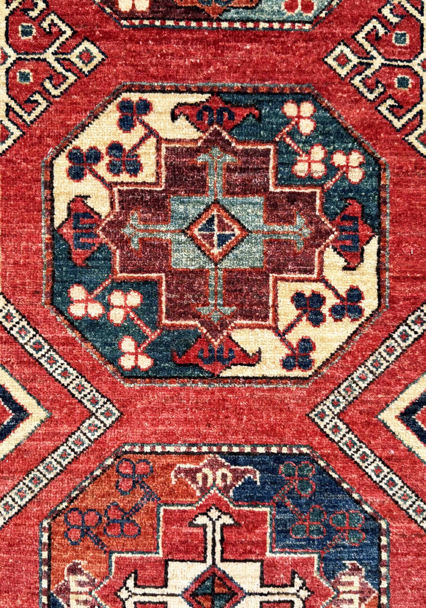 Ersari Turkmen, Khiva-Uzbekistan, natural vegetable dyes 300x84cm |  Rug# 27250