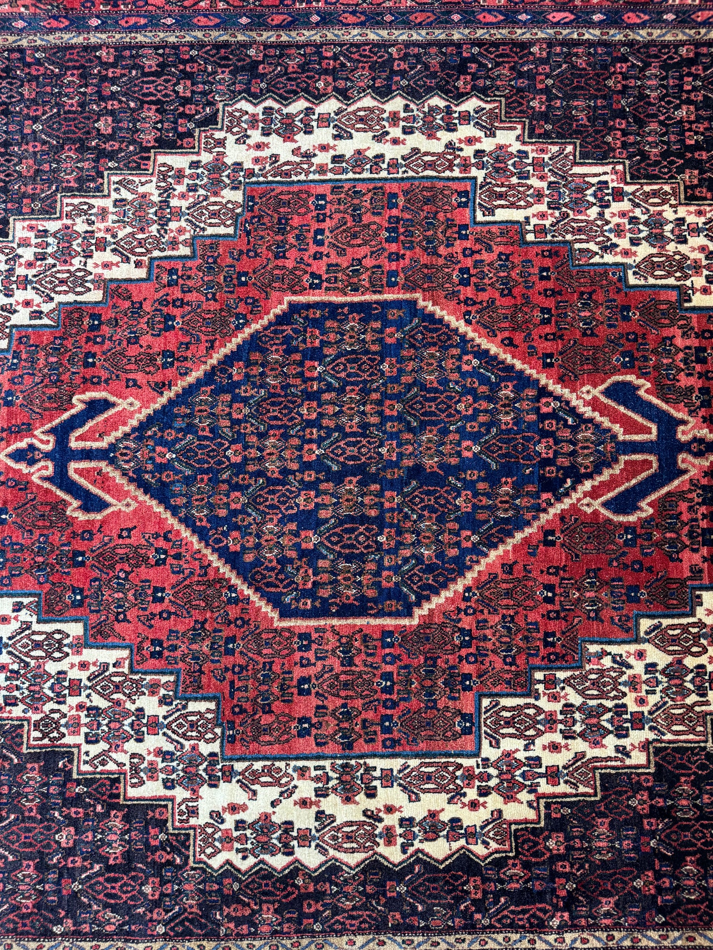 Vintage Senneh, Immaculate condition, rare piece  325x210 cm | Rug# 2845