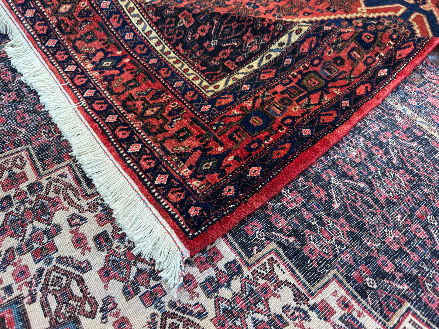 Vintage Senneh, Immaculate condition, rare piece  325x210 cm | Rug# 2845