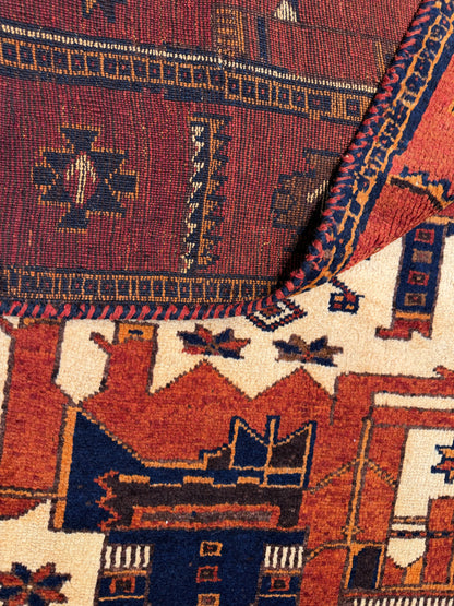 Vintage Luri Pictorial rug, West Persia,  343x135cm | Rug# 3033