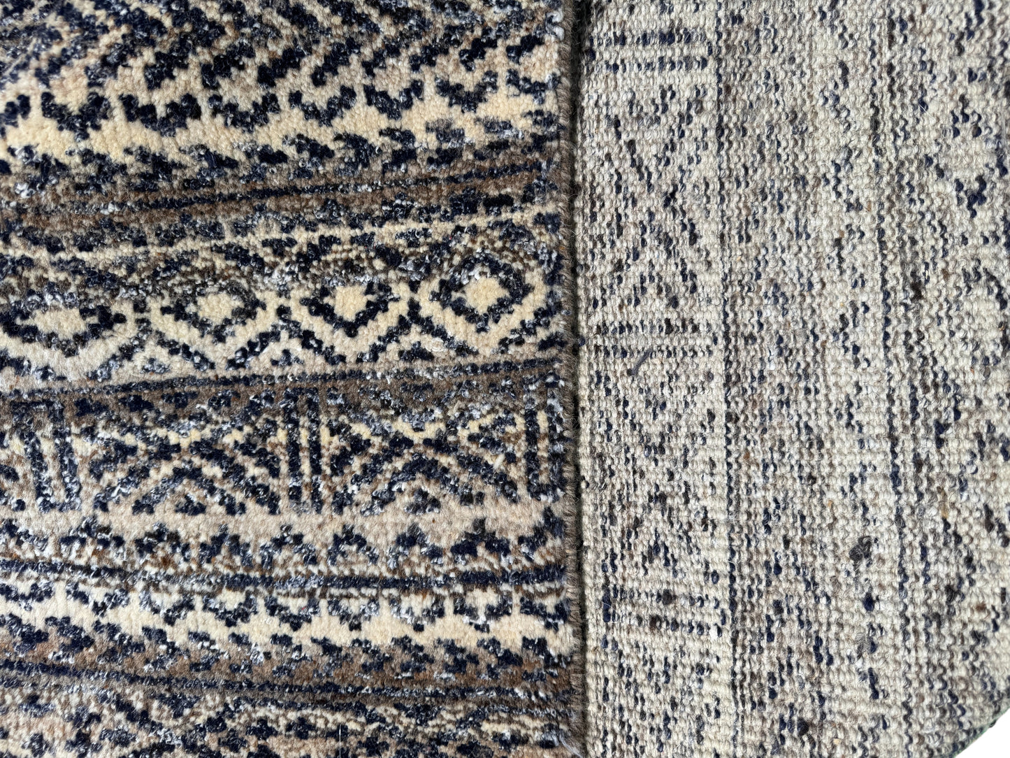 Hand knotted Scandinavian 299×246 cm | Rug# 30416