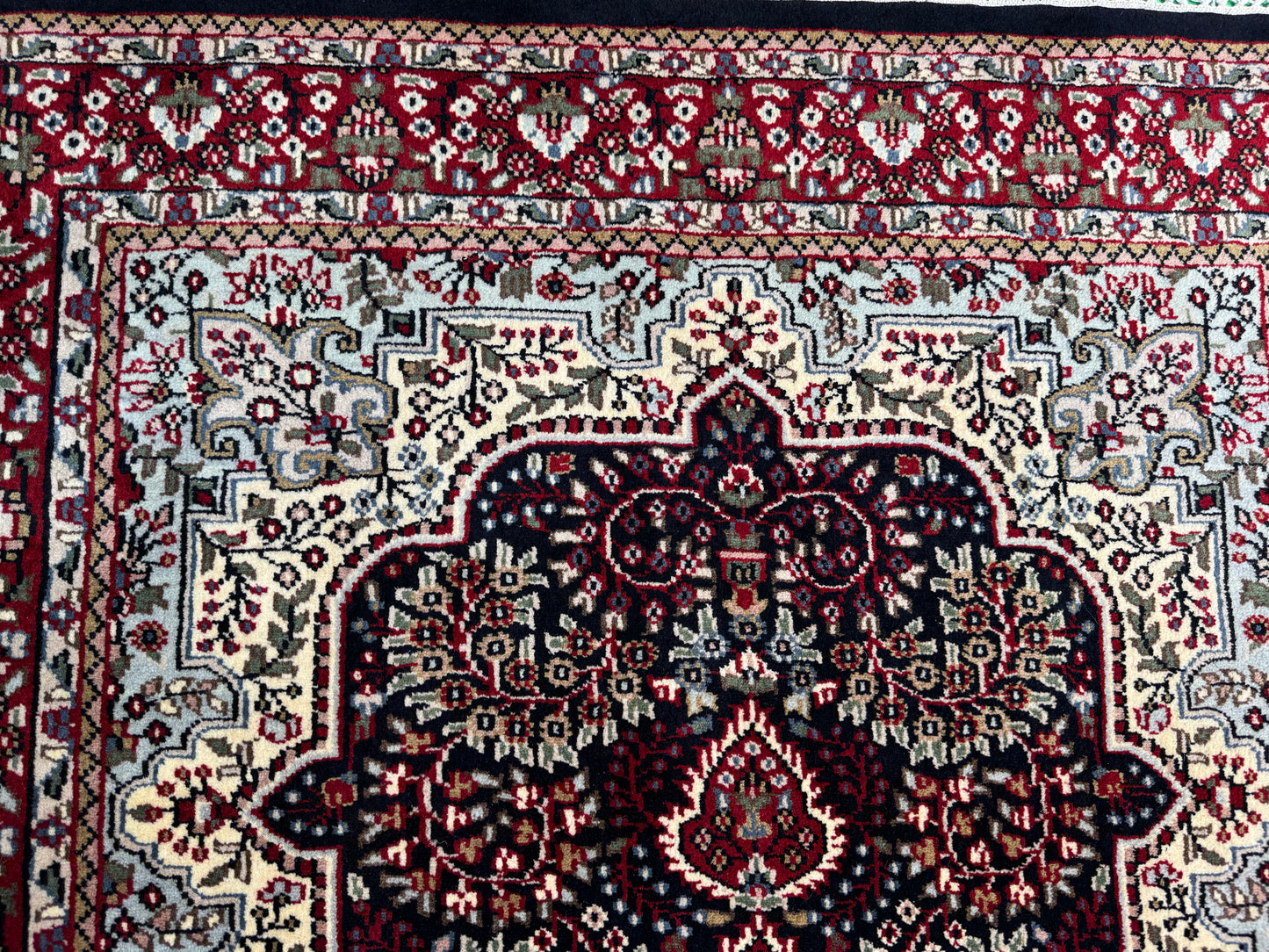 Fine weave Amritsar, classic Tabriz design, 186x122 cm | Rug# 30676