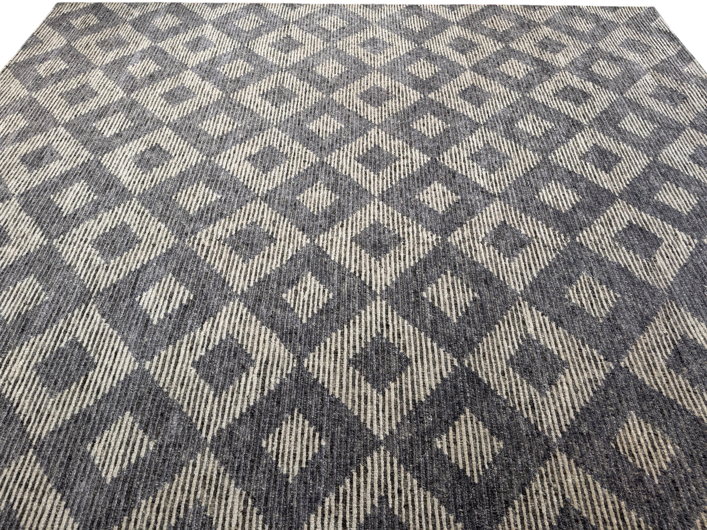 Hand knotted Tibetan weave Himalayan designer rug 306×247 cm | Rug# 30696