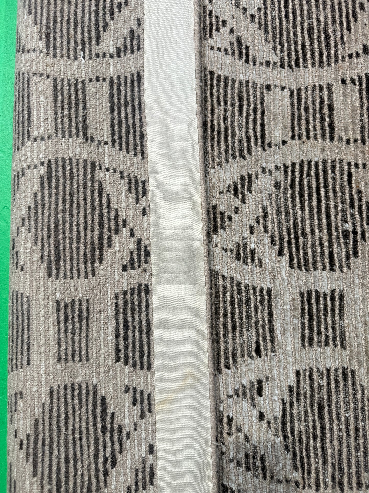 Tibetan weave Indian rug woven in Himalaya wool and Tencel silk 366x275 cm|  Rug# 30703