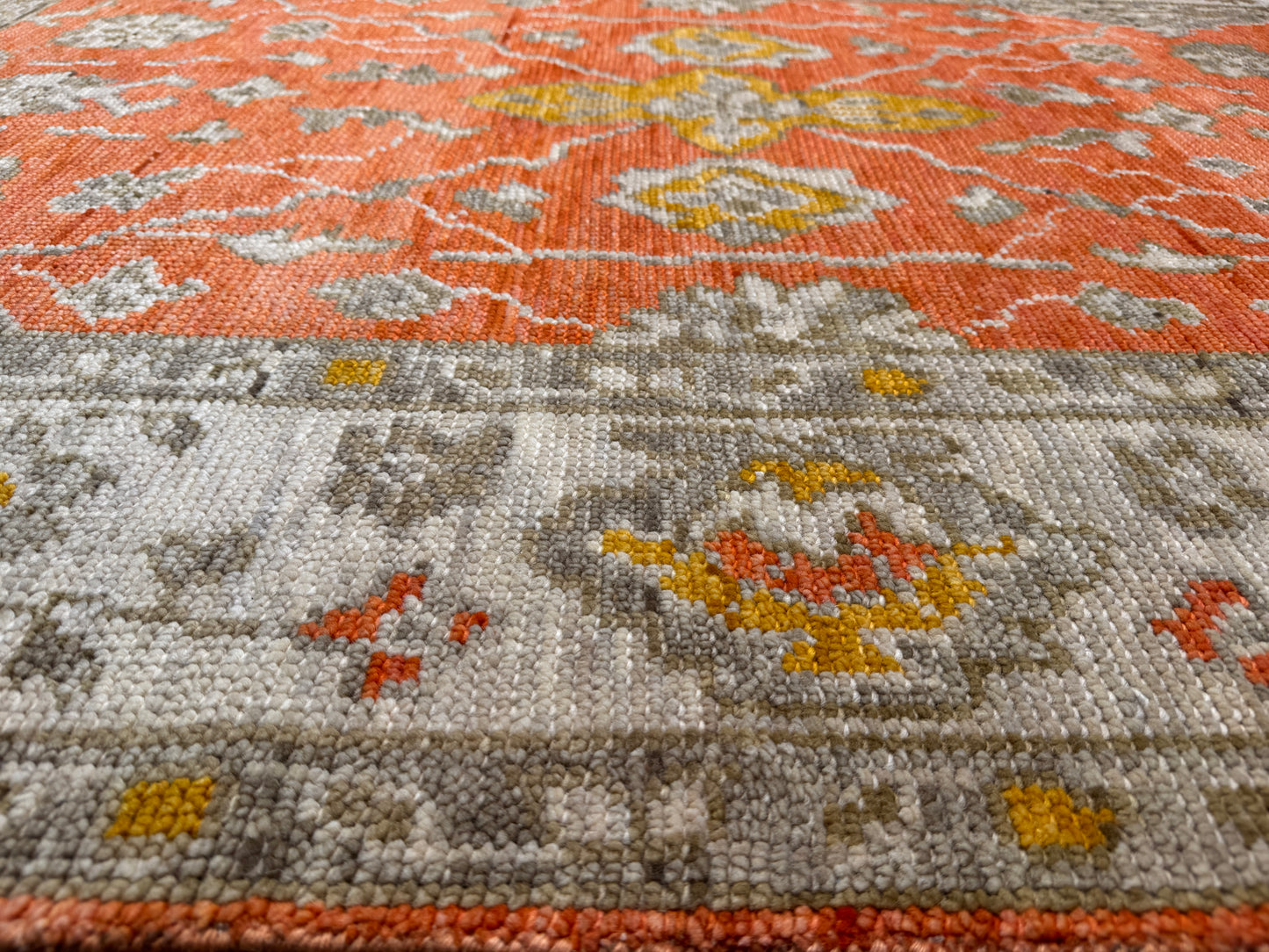 17th.c Oushak design rug  237x162cm | Rug# 30807