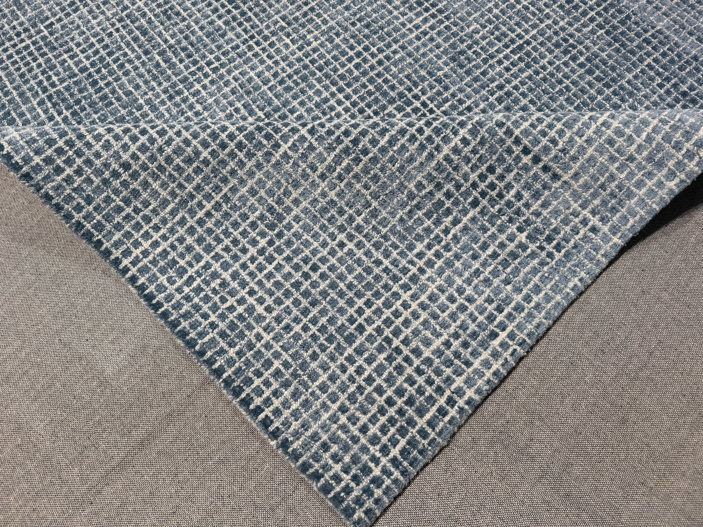 Scandinavian Texture design wool and Bamboo silk mixed 300×250 cm | Rug# 30924